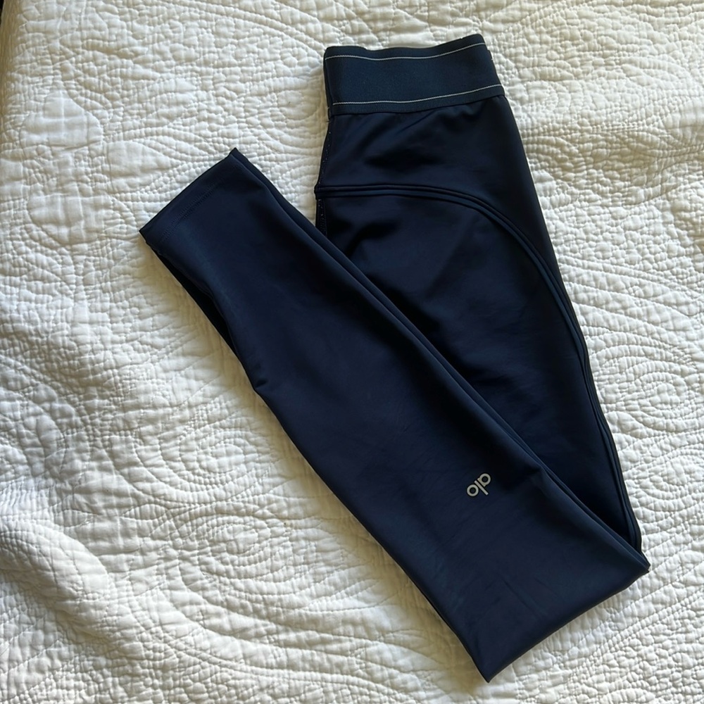 COPY - Airlift suit up leggings navy size small
